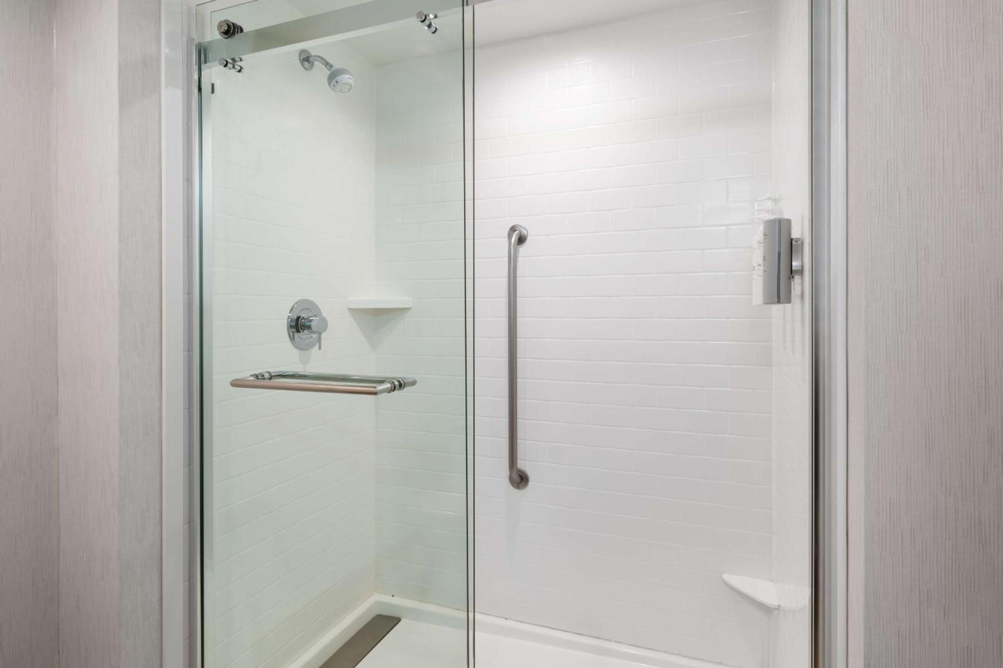 Hampton Inn Charleston North Норт-Чарлстон Екстер'єр фото